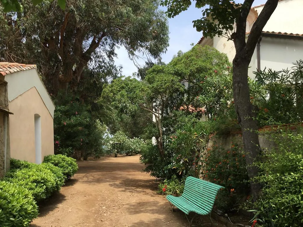 Le Manoir De Port-Cros Hotel